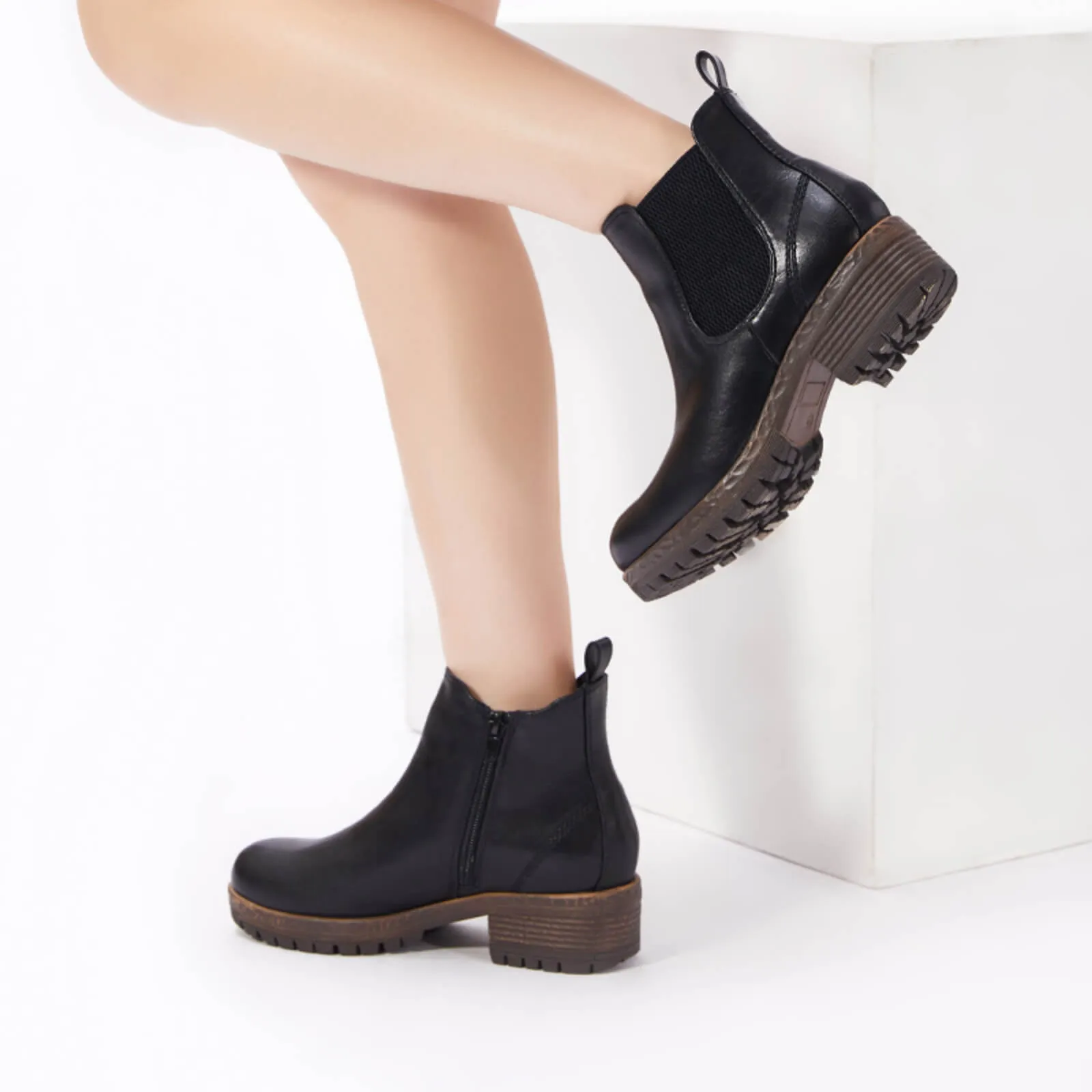Low Heel Vintage Style Chelsea Ankle Booties